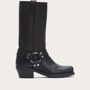Black Frye harness 12R boots